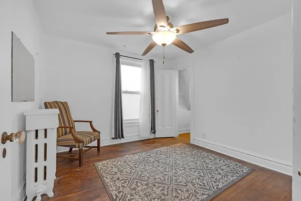 $479,900 | 616 South Cuyler Avenue, Oak Park, IL 60304
