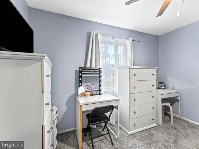 $299,999 | 3 Hewitt Lane, Sicklerville, NJ 08081