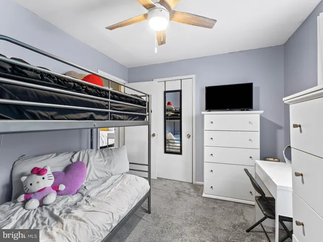 $299,999 | 3 Hewitt Lane, Sicklerville, NJ 08081