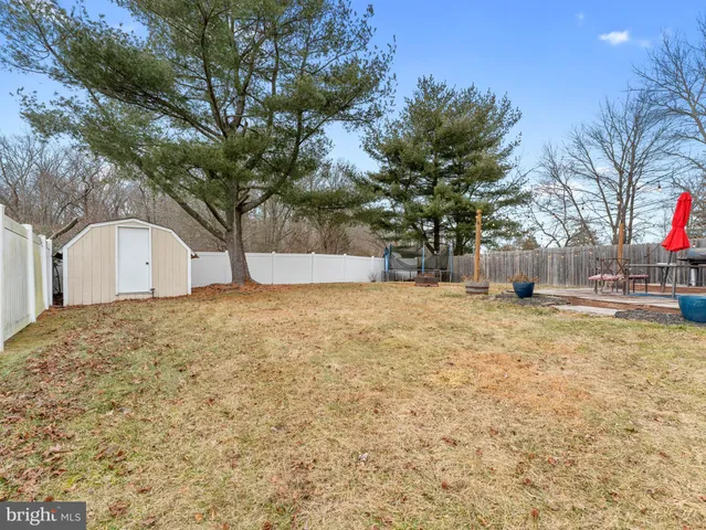 $299,999 | 3 Hewitt Lane, Sicklerville, NJ 08081