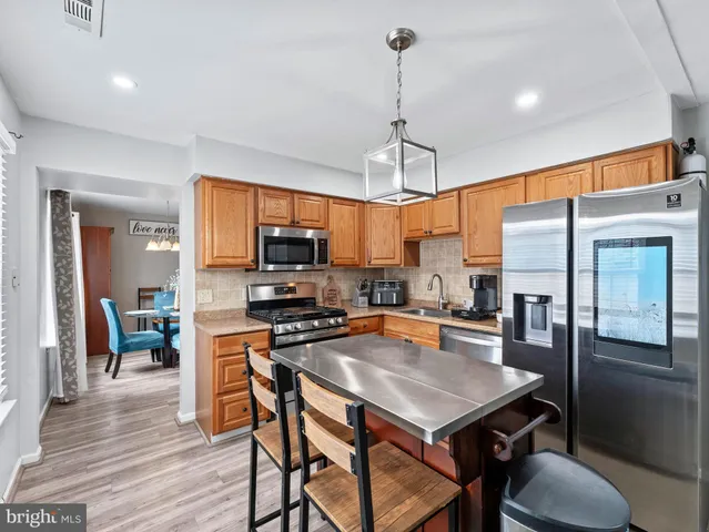 $299,999 | 3 Hewitt Lane, Sicklerville, NJ 08081