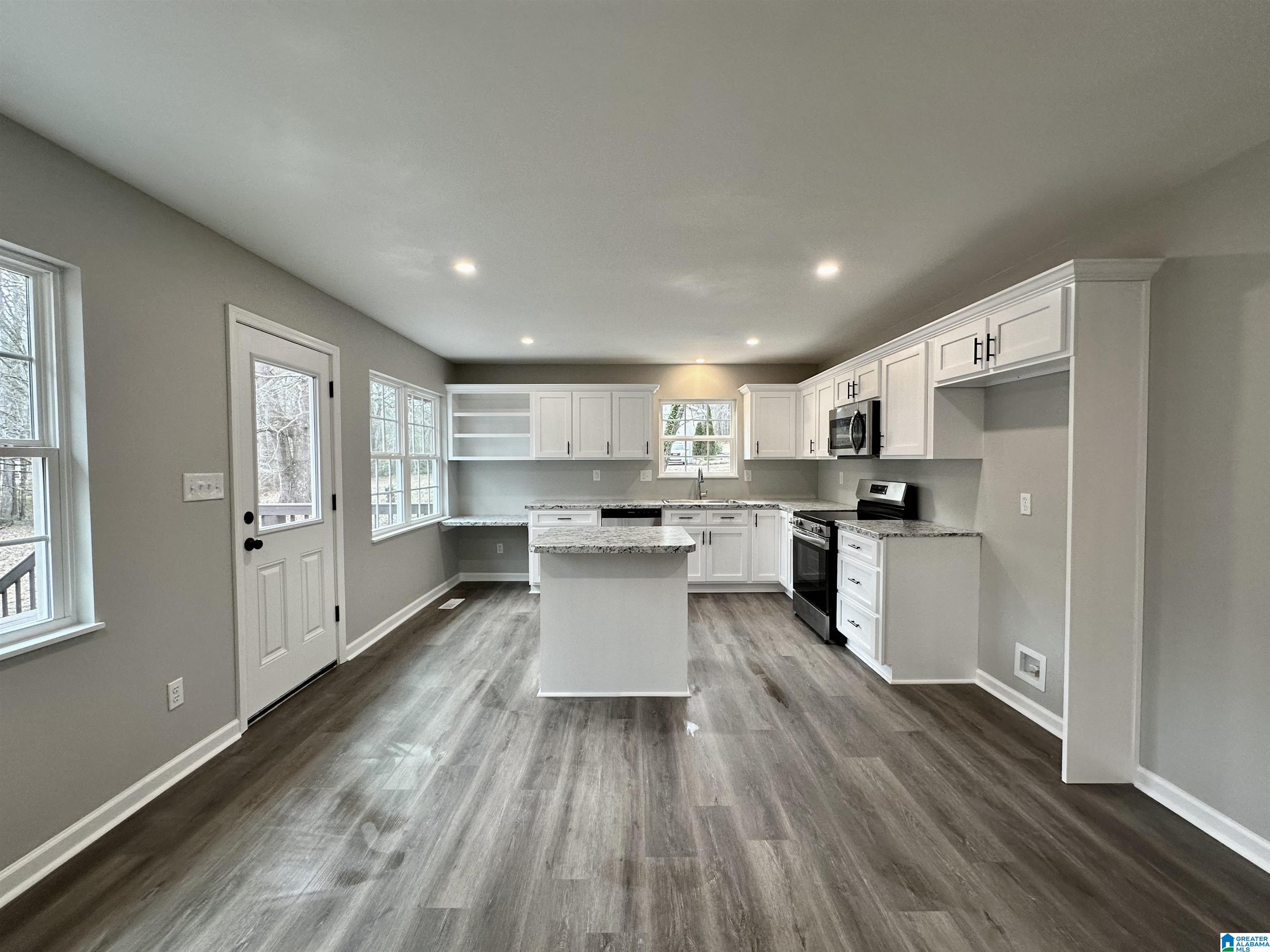 423 Spring Trail Warrior, AL 35180 - Photo 22 of 90