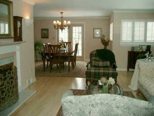 903 Valleyview Road Mt. Lebanon, PA 15243 - Photo 2 of 8 Gallery Image 2