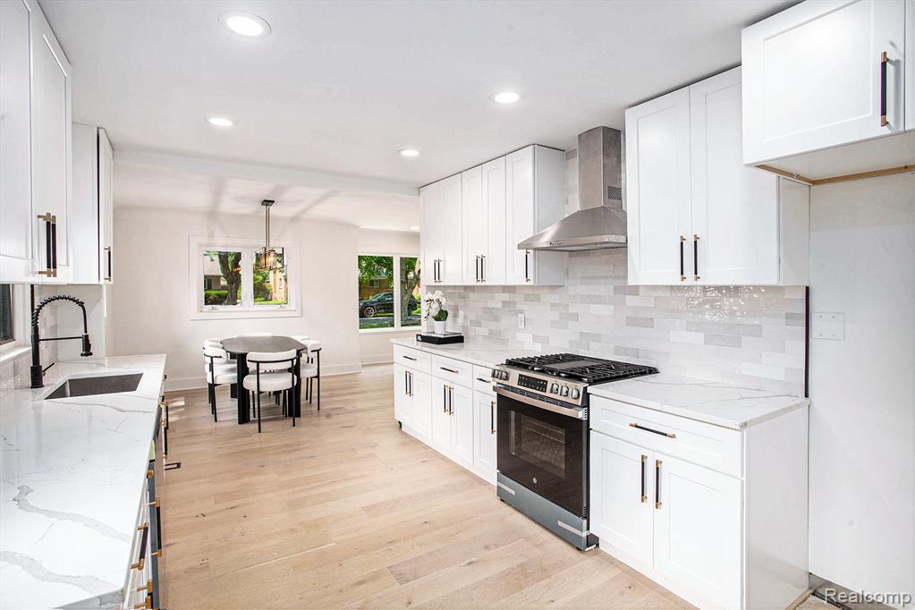 31100 West Rutland Street Beverly Hills, MI 48025 - Photo 10 of 28