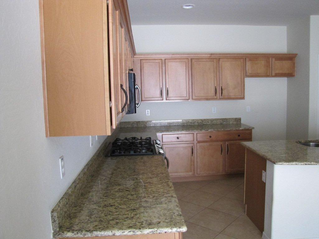 20762 West Ridge Road Buckeye, AZ 85396 - Photo 8 of 29 Kitchen
