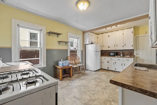 $525,000 | 21 Read Street, Fitchburg, MA 01420