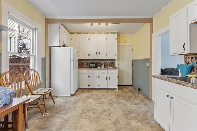 $525,000 | 21 Read Street, Fitchburg, MA 01420