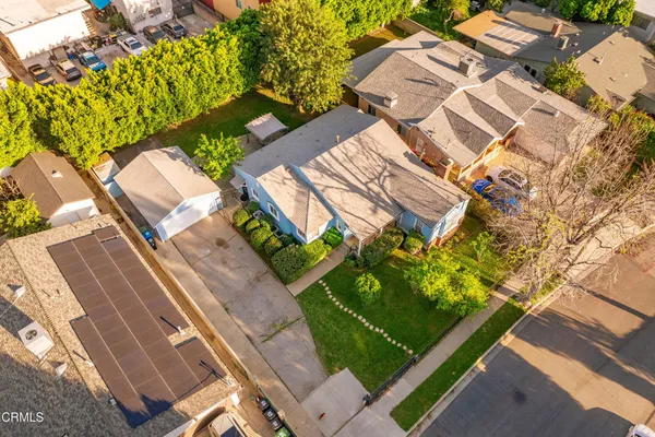 $1,200,000 | 6514 Mammoth Avenue, Valley Glen, CA 91401
