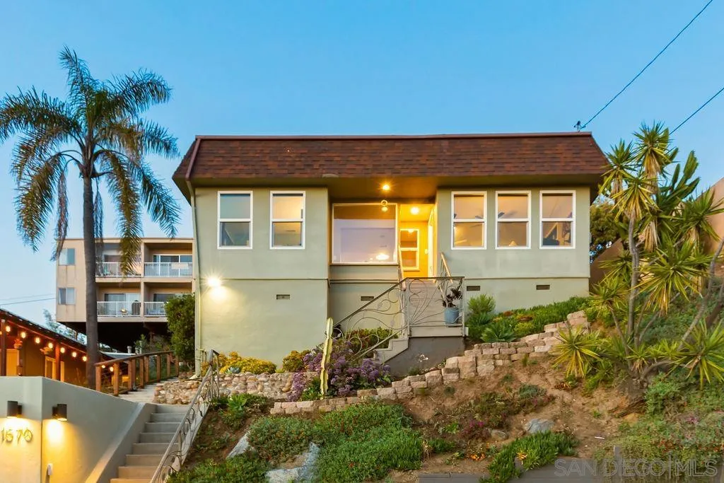 1570 Linwood Street San Diego, CA 92103 - Photo 28 of 36 front view of a house with a yard
