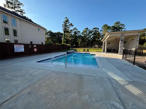 $1,550 | 504 Nursery Road, Unit 1207, The Woodlands, TX 77380