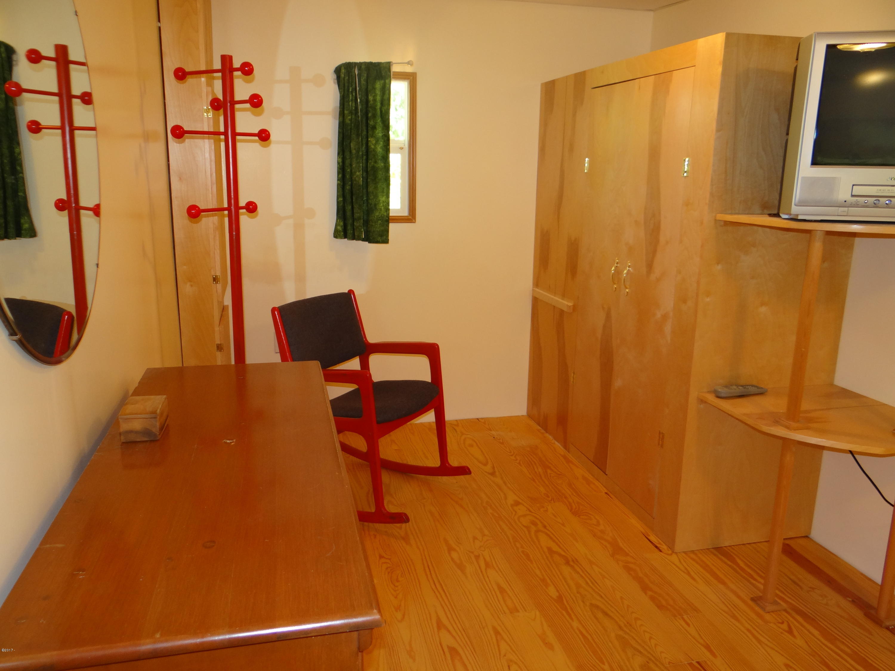 12 North New Bridge Road Otis, OR 97368 - Photo 18 of 24 Move in Ready