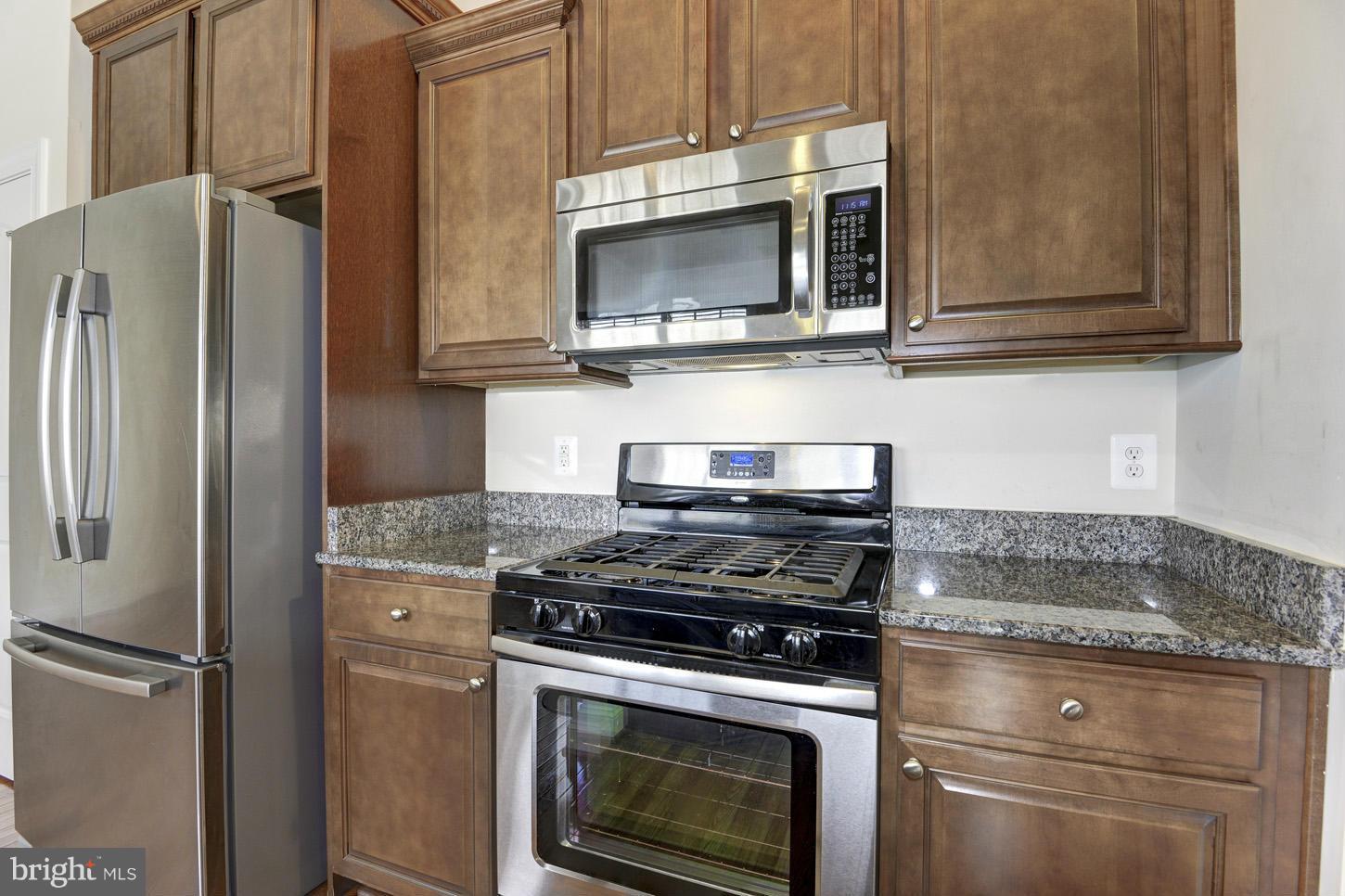 43348 Old Ryan Road Ashburn, VA 20148 - Photo 11 of 29 Kitchen