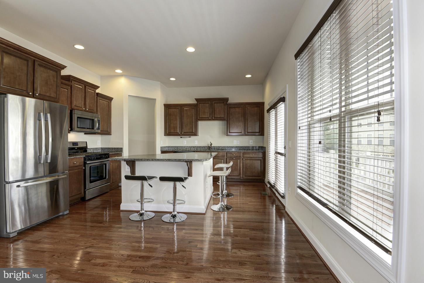 43348 Old Ryan Road Ashburn, VA 20148 - Photo 8 of 29 Kitchen