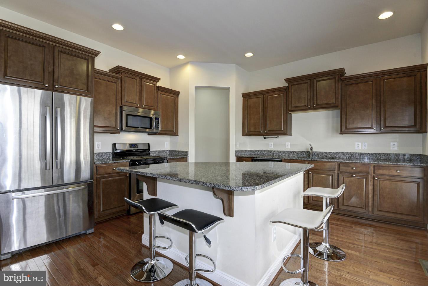 43348 Old Ryan Road Ashburn, VA 20148 - Photo 9 of 29 Kitchen