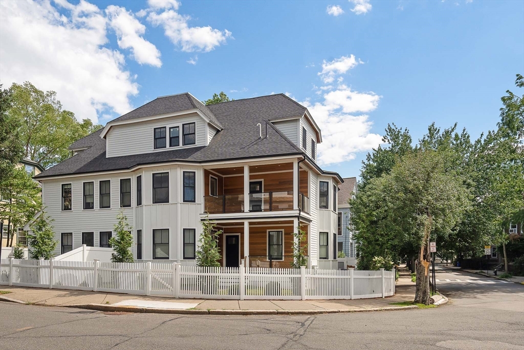 177 Thorndike Street, Unit 1 Brookline, MA 02446 - Photo 42 of 42