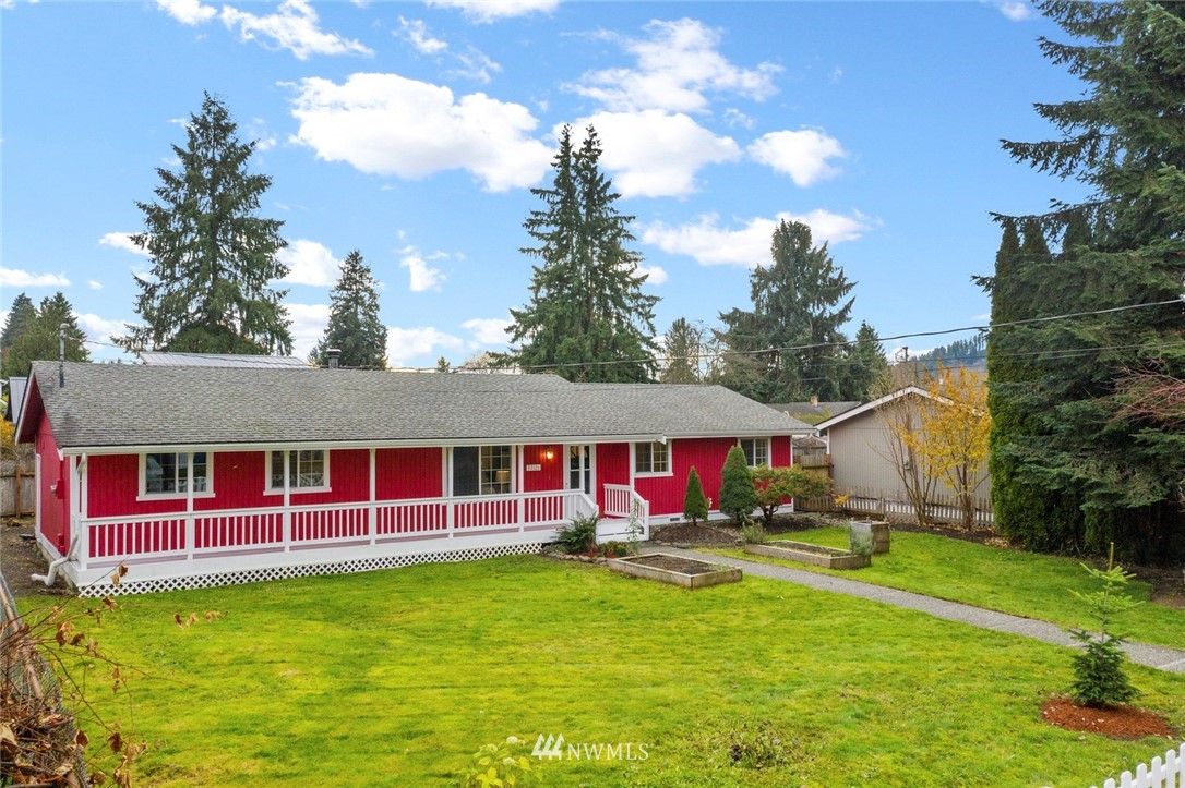 32121 East Rutherford Street Carnation, WA 98014 - Photo 2 of 25 Gallery Image 2