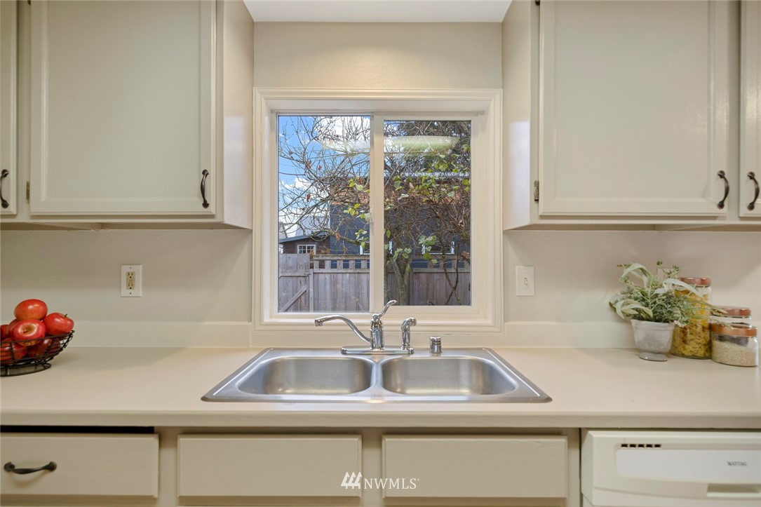 32121 East Rutherford Street Carnation, WA 98014 - Photo 10 of 25 Gallery Image 10