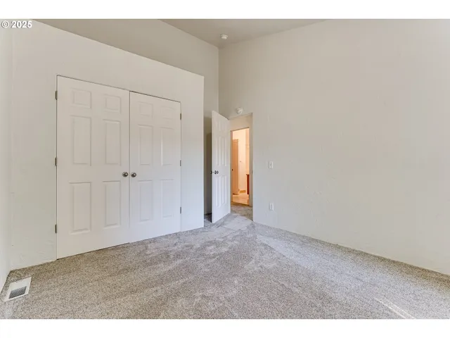 $329,975 | 3685 Westleigh Street, Eugene, OR 97405