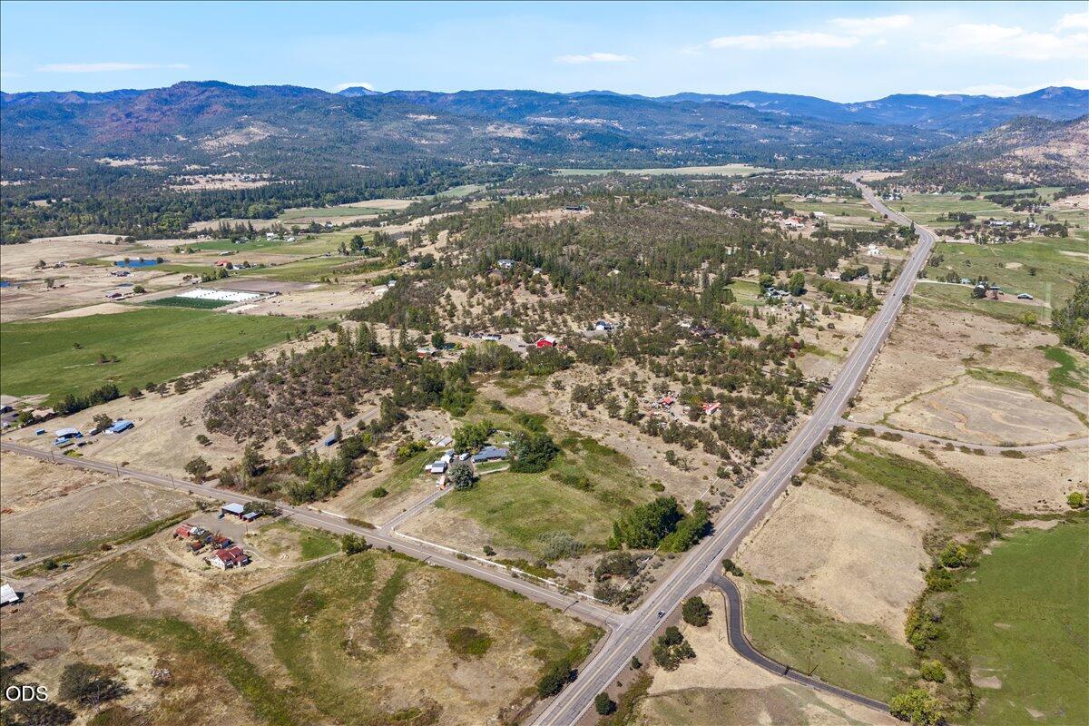 120 Hammel Road Eagle Point, OR 97524 - Photo 43 of 50 Gallery Image 43