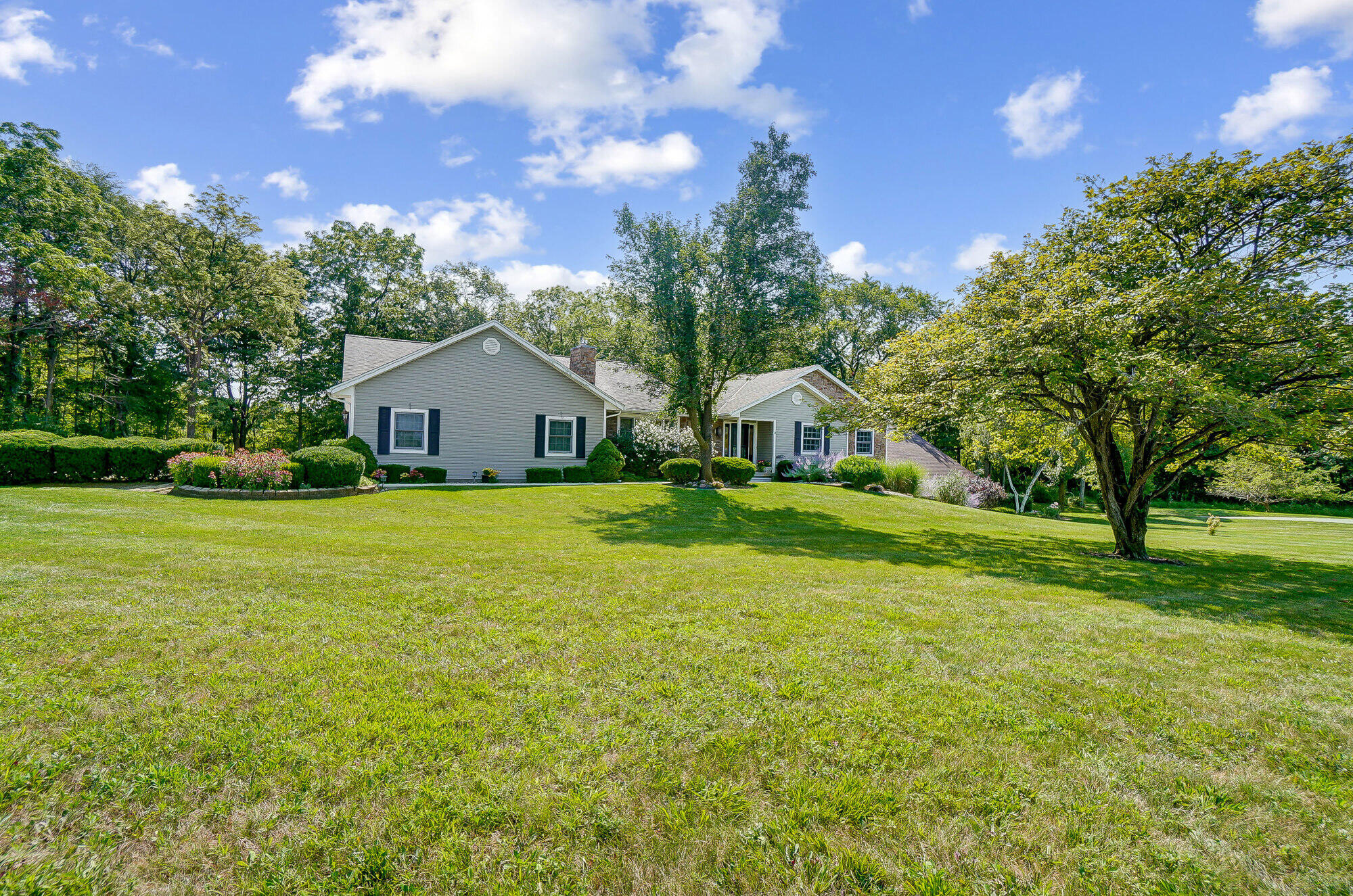 19670 Graham Road Lima, OH 45806 - Photo 2 of 82
