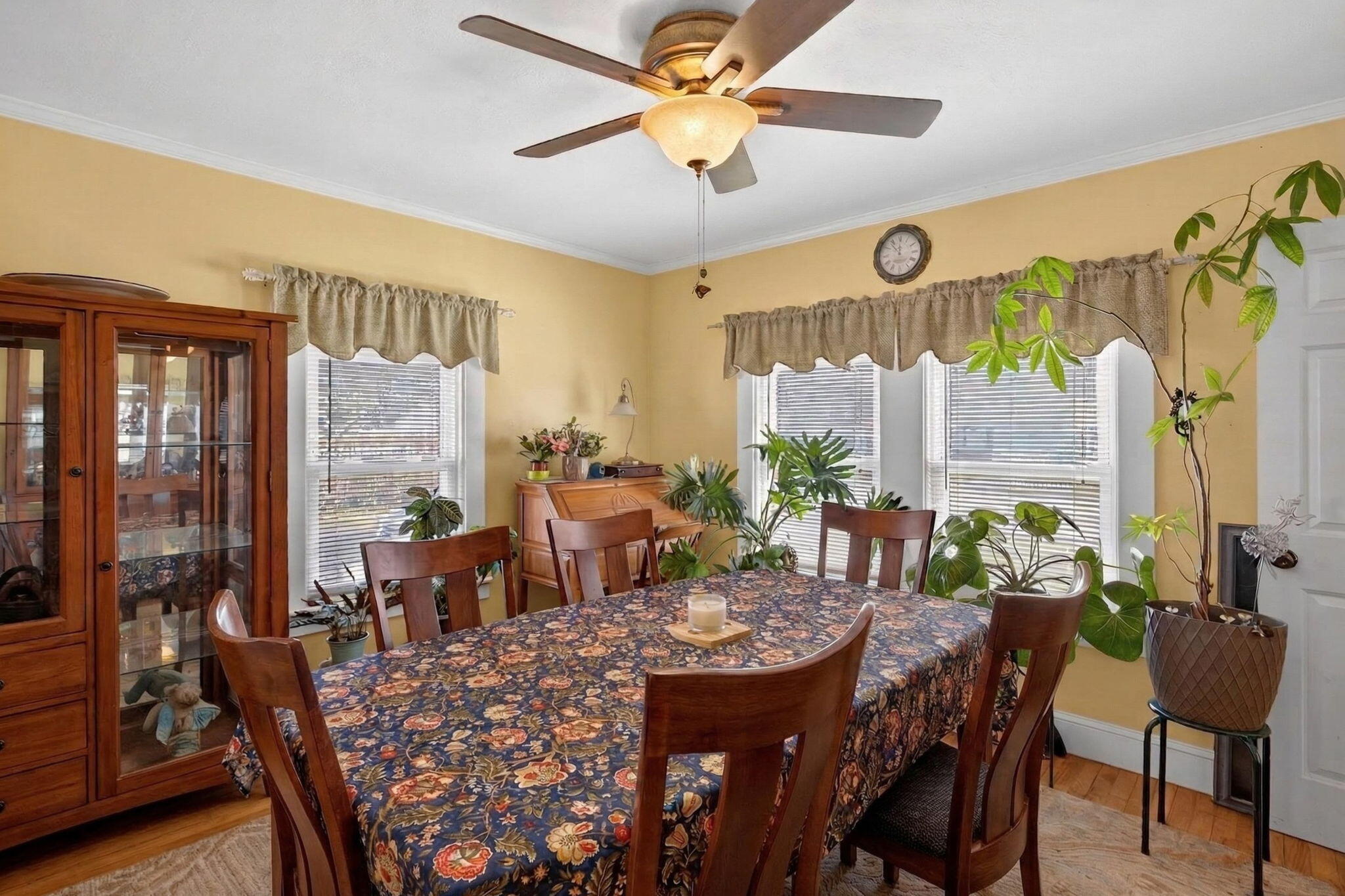 69 Spring Street Hyannis, MA 02601 - Photo 14 of 35 16-16-PF0A4625