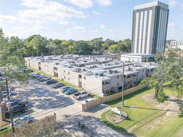 $5,800,000 | 5750 Florida Boulevard, Baton Rouge, LA 70806