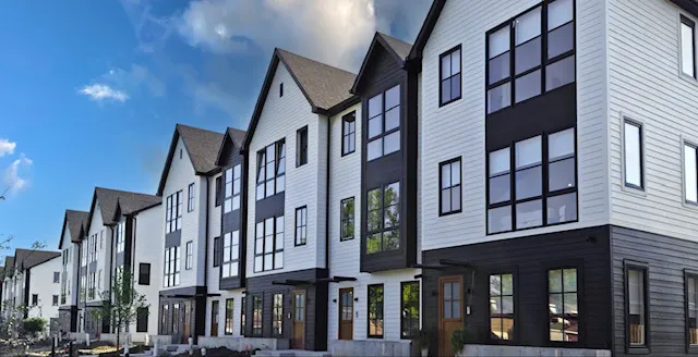 $4,800 | 8039 Fir Court, River Grove, IL 60171