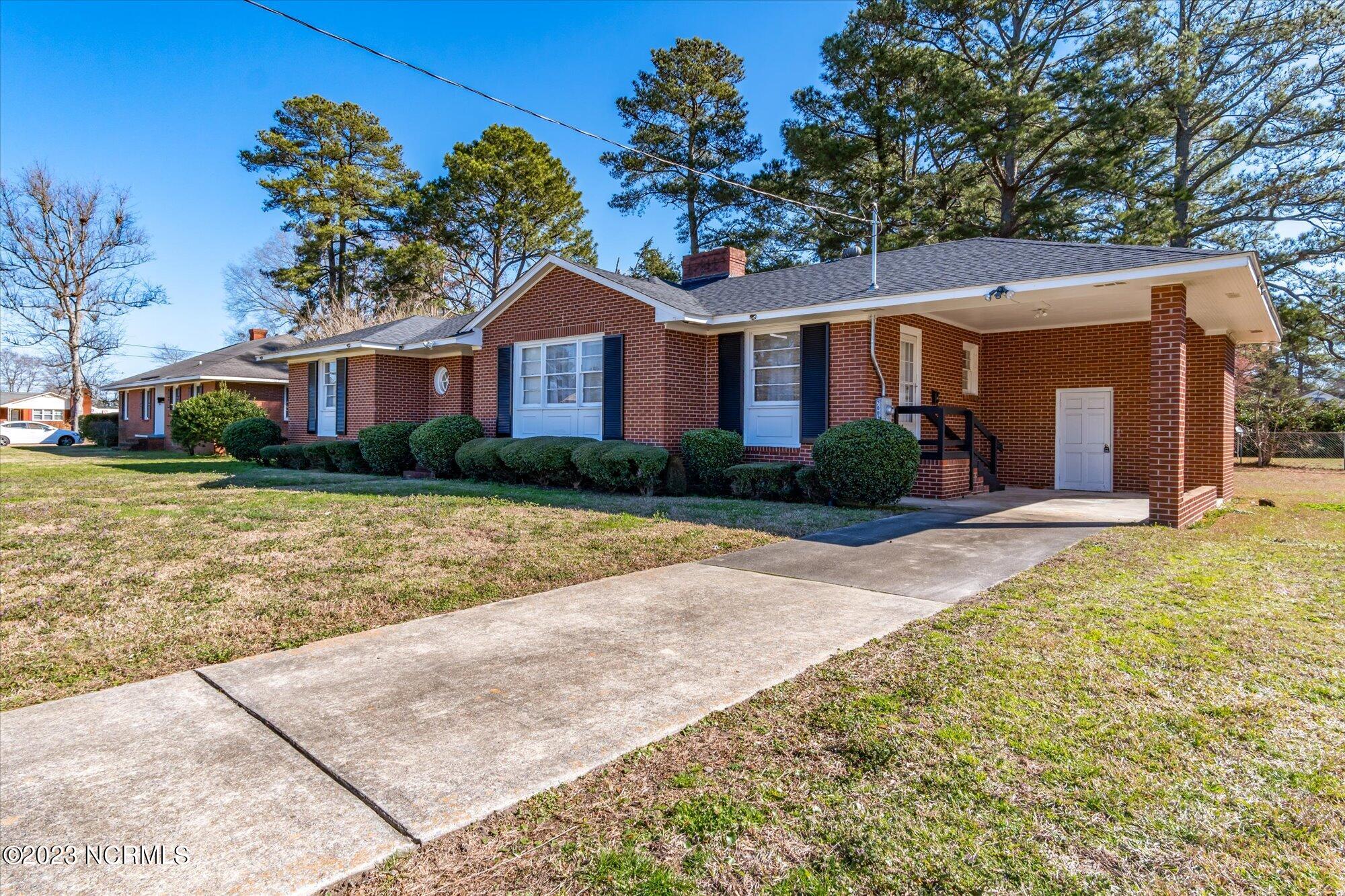 2003 W Road Kinston, NC 28501 - Photo 5 of 37 04-2003 West Rd-4