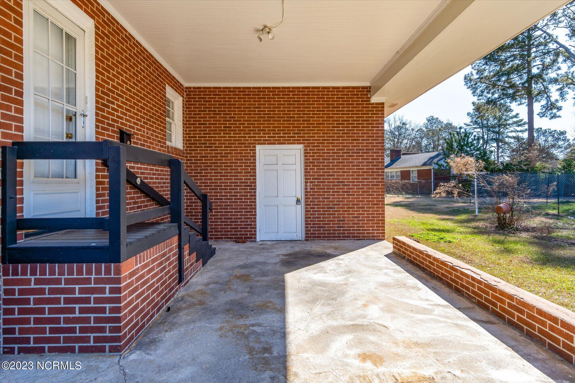 2003 W Road Kinston, NC 28501 - Photo 8 of 37 09-2003 West Rd-8