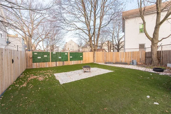 $2,000 | 49 Hollis Street, Unit 2, Providence, RI 02907