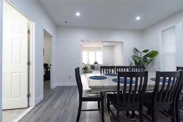 $2,000 | 49 Hollis Street, Unit 2, Providence, RI 02907