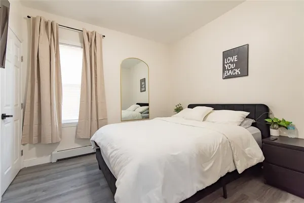 $2,000 | 49 Hollis Street, Unit 2, Providence, RI 02907