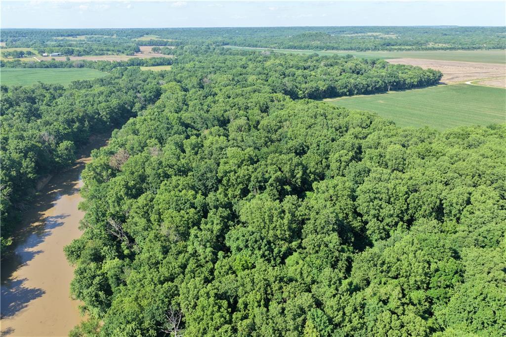 1300 Mead Road Fredonia, KS 66736 - Photo 9 of 14