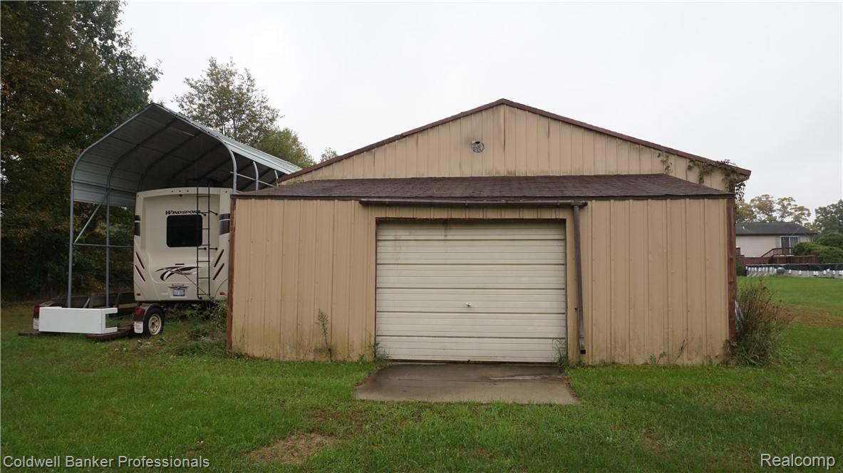 13189 Foley Road Fenton, MI 48430 - Photo 15 of 87 DSC01176 (1).JPG