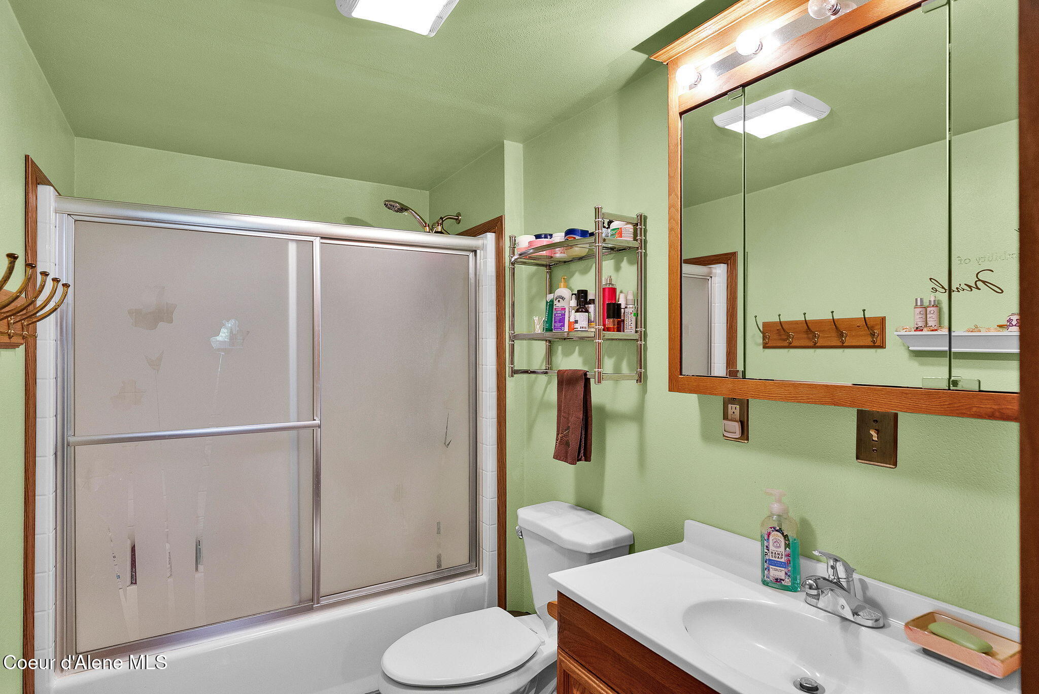 24805 North Cedar Mountain Road Athol, ID 83801 - Photo 27 of 82 Hall Bath
