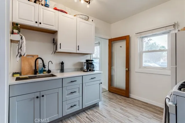 $1,050,000 | 2021 Broad Street, San Luis Obispo, CA 93401