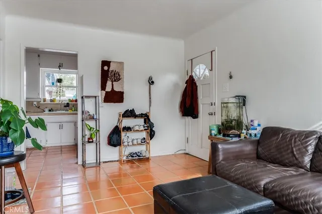 $1,050,000 | 2021 Broad Street, San Luis Obispo, CA 93401