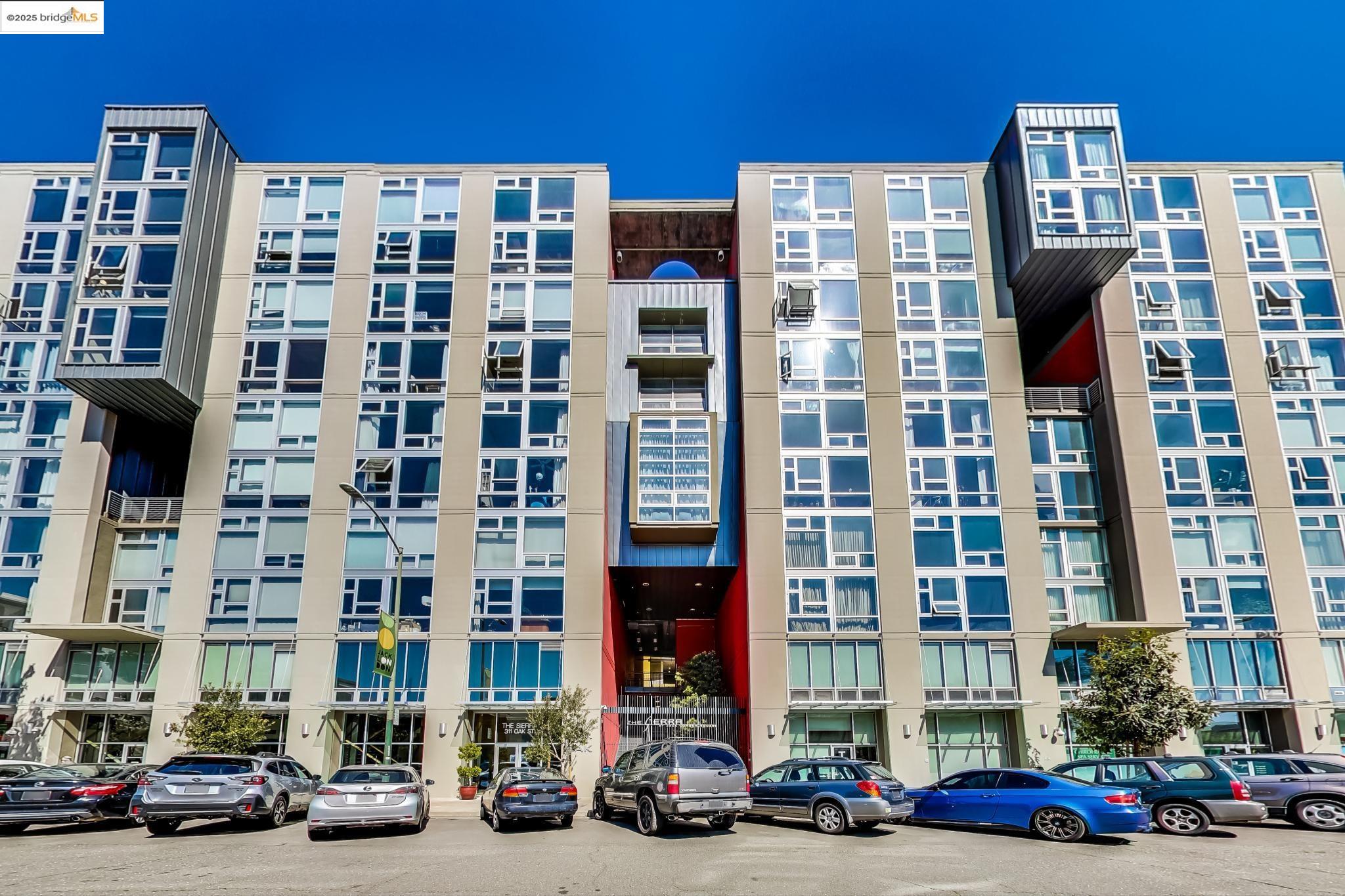 View of apartment building / complex