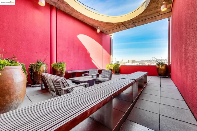 $3,950 | 311 Oak Street, Unit 506, Oakland, CA 94607