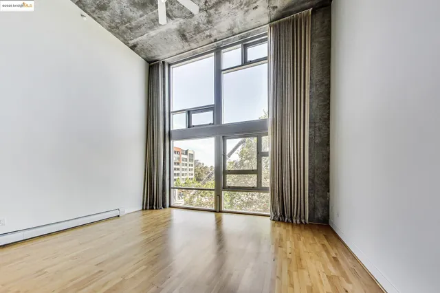 $3,950 | 311 Oak Street, Unit 506, Oakland, CA 94607