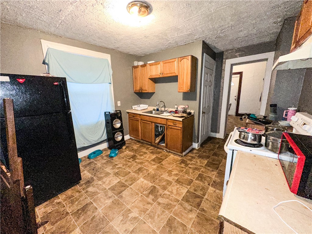 300 Conkey Avenue Rochester, NY 14621 - Photo 5 of 12