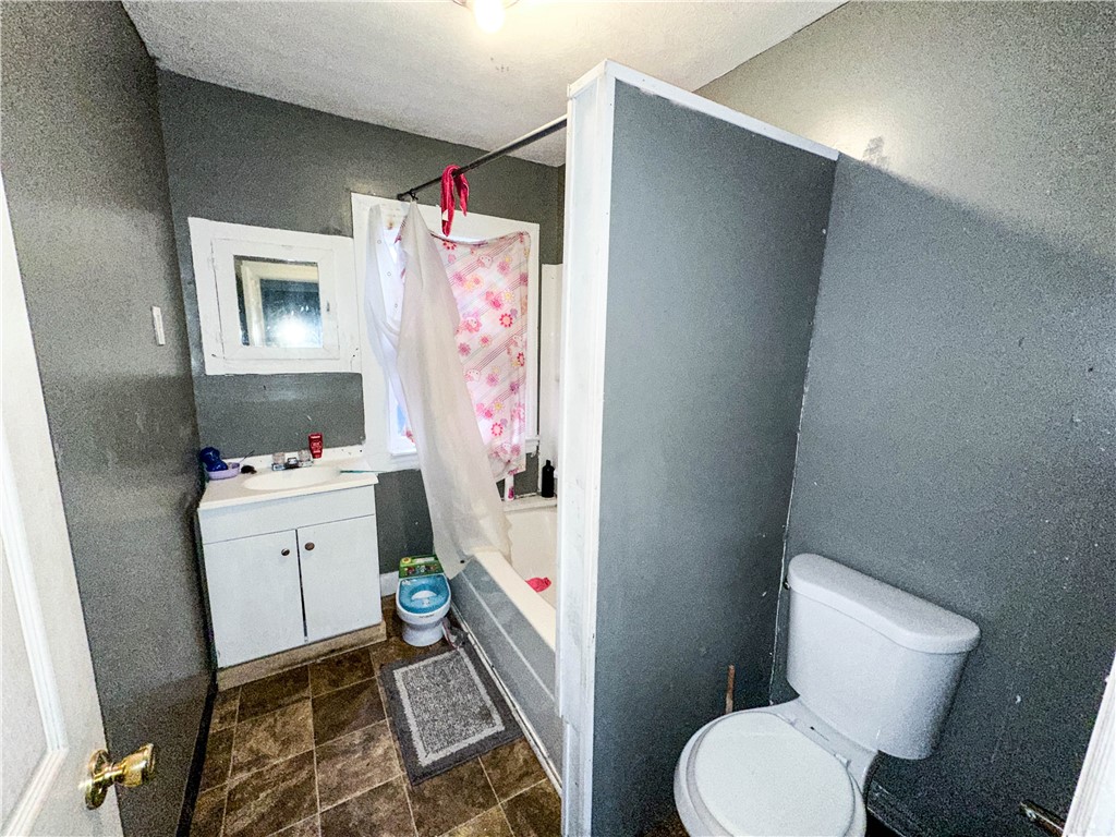 300 Conkey Avenue Rochester, NY 14621 - Photo 7 of 12