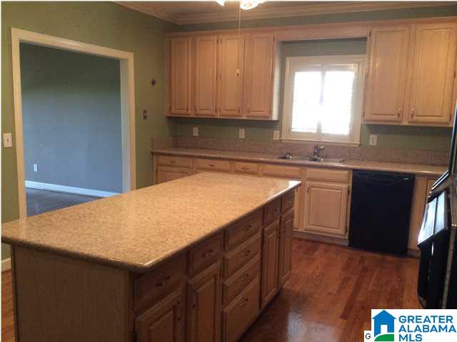 40 Shades Crest Road Birmingham, AL 35226 - Photo 11 of 32