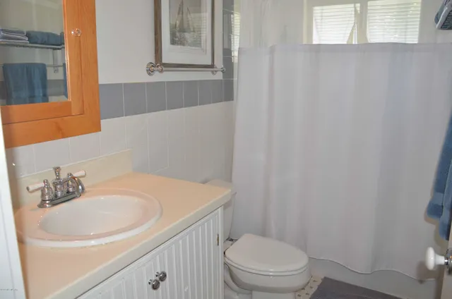 $9,000 | 704 Ocean Front, Neptune Beach, FL 32266