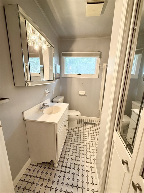 27 Westbrook Road Northborough, MA 01532 - Photo 11 of 19