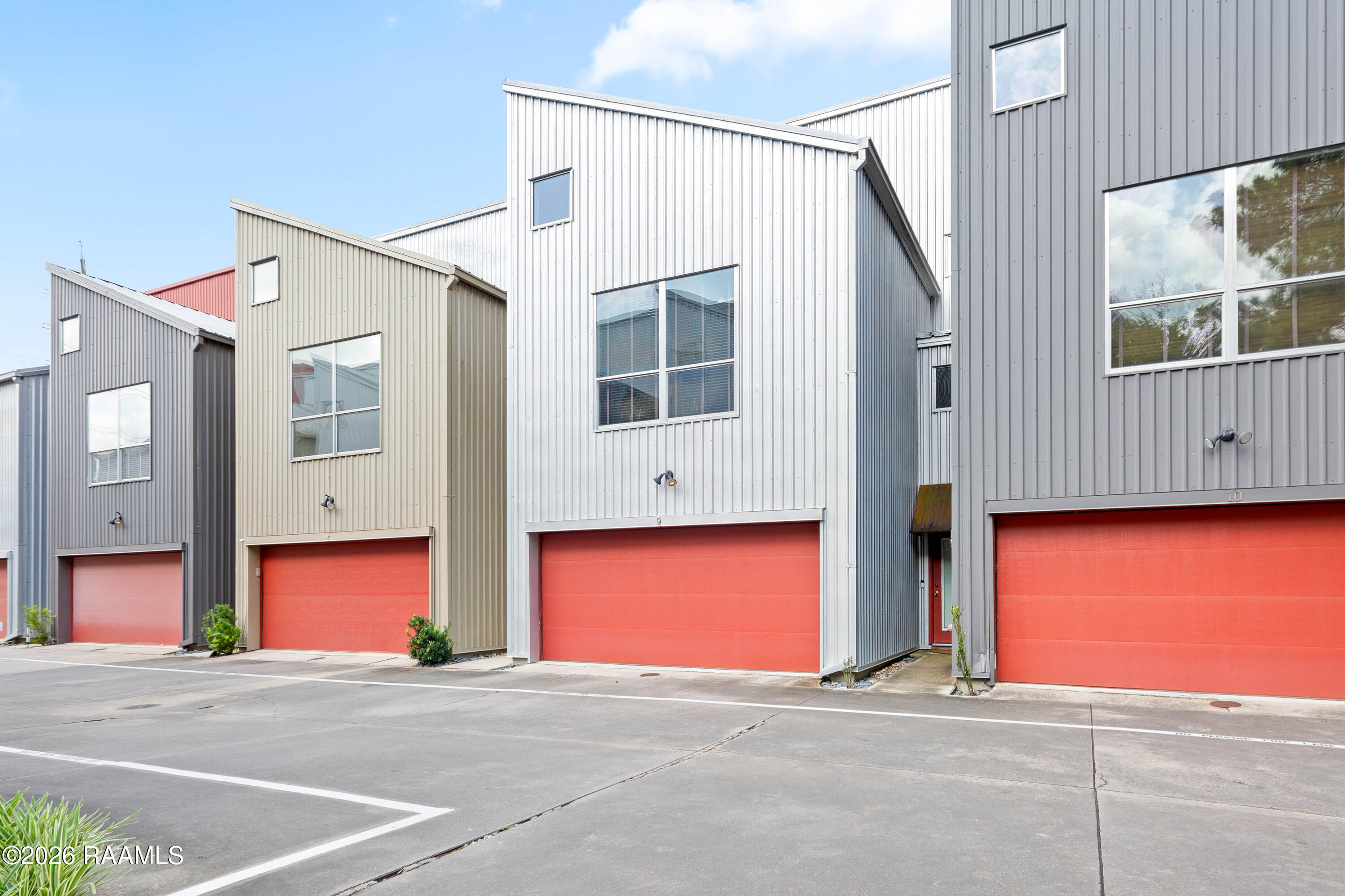 1201 South College Road, Unit 9 Lafayette, LA 70503 - Photo 2 of 26 1201 S College Lafayette-2
