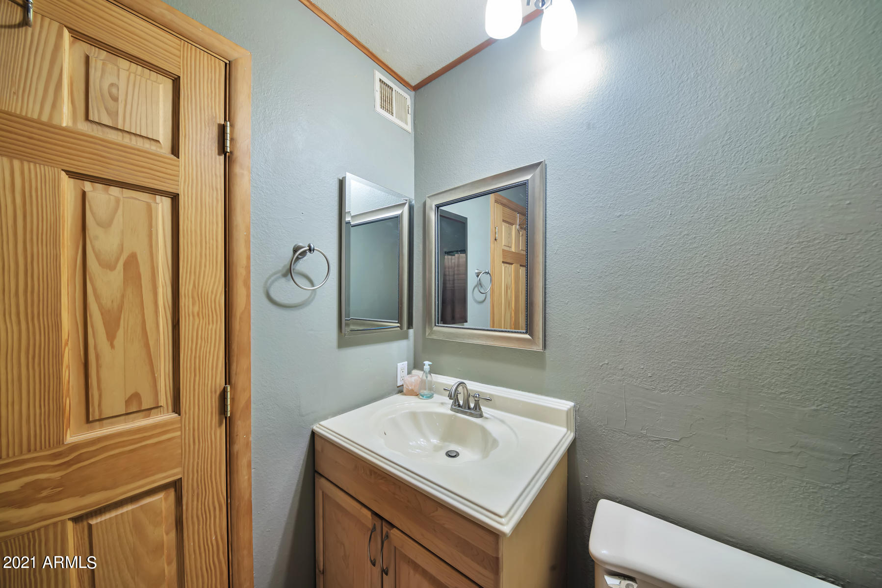 4730 North 10th Place Phoenix, AZ 85014 - Photo 12 of 19 QPT Photos - DSC_4132