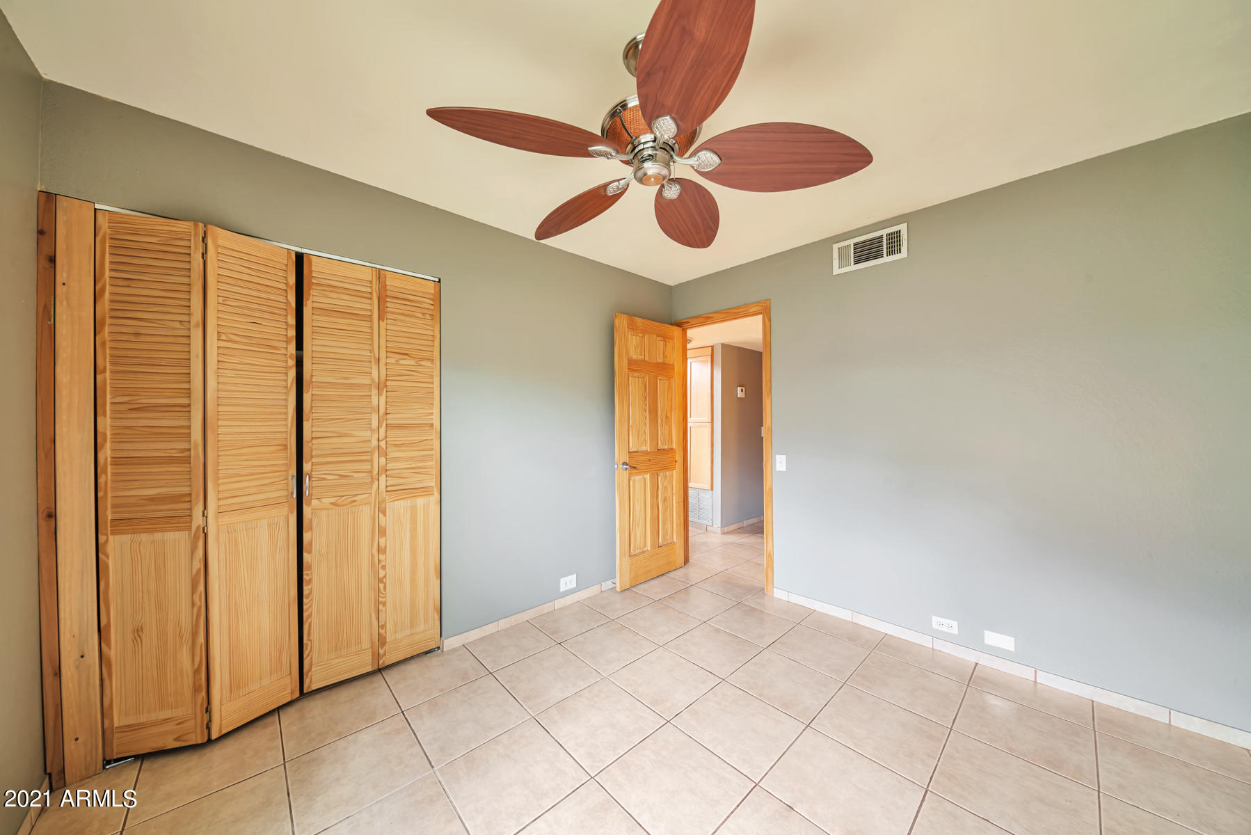 4730 North 10th Place Phoenix, AZ 85014 - Photo 16 of 19 QPT Photos - DSC_4136