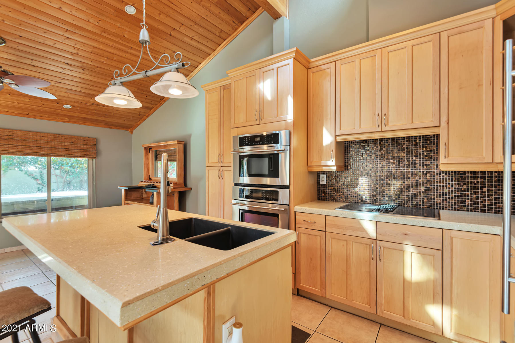 4730 North 10th Place Phoenix, AZ 85014 - Photo 7 of 19 QPT Photos - DSC_4125