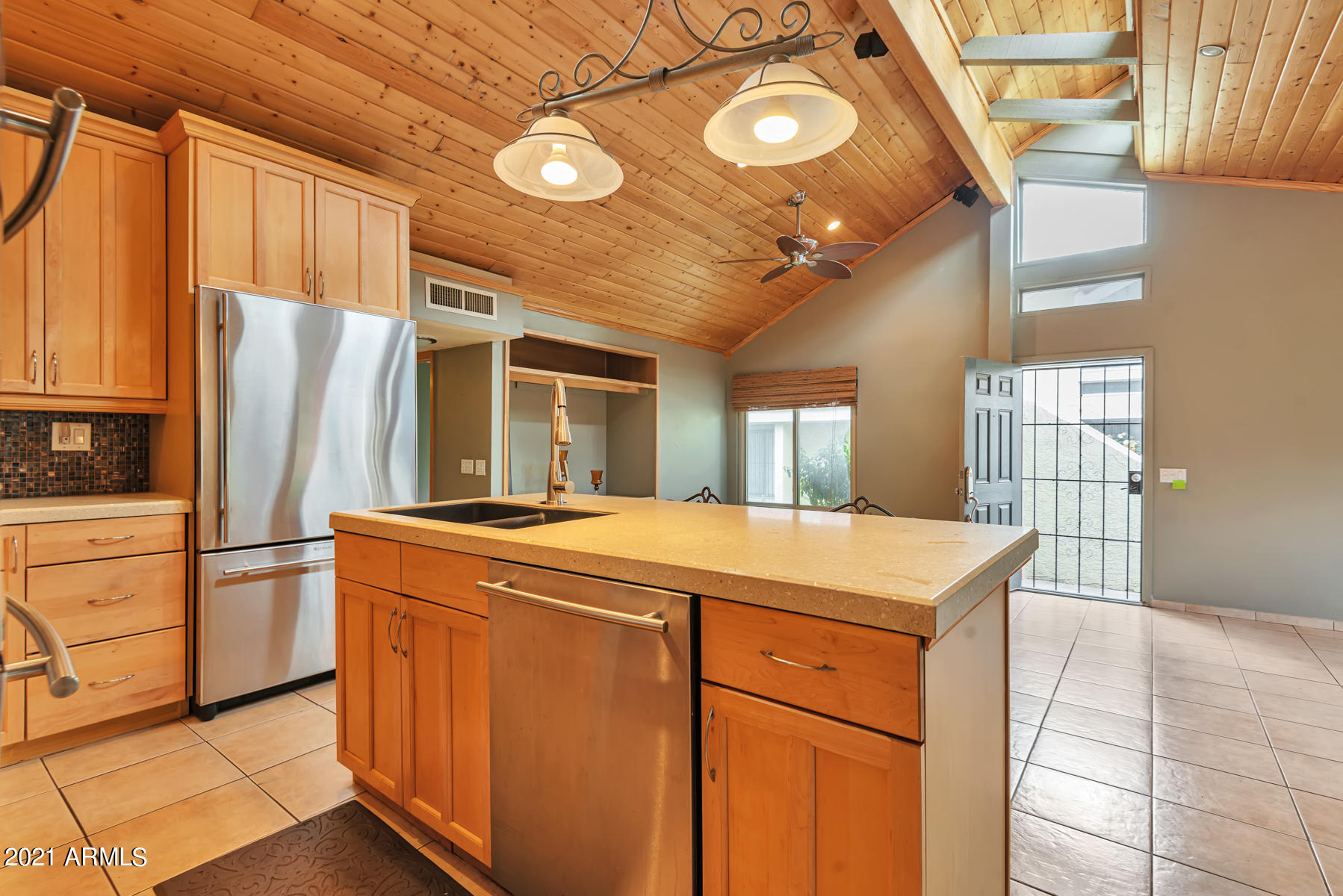 4730 North 10th Place Phoenix, AZ 85014 - Photo 9 of 19 QPT Photos - DSC_4127